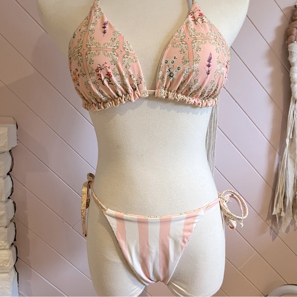 Woman’s Reversible Tie Waist Floral/Stripe Bikini (Size SMALL) Target CupShe - Picture 2 of 6